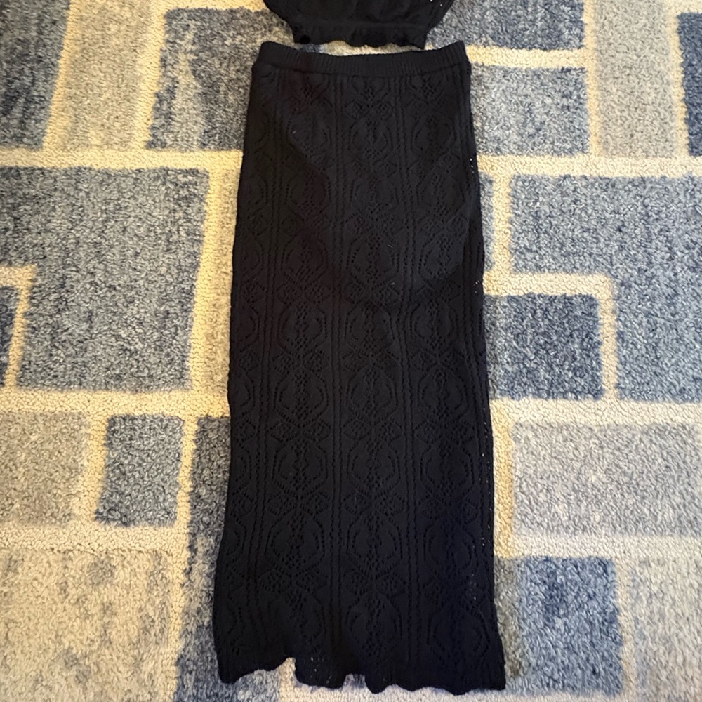 Elegant Black Lace Skirt Set